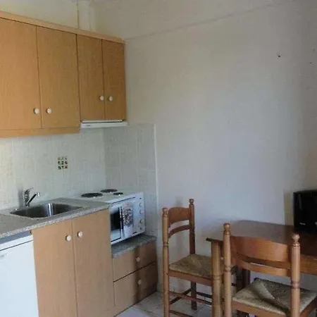 Castle View Parálion Ástros