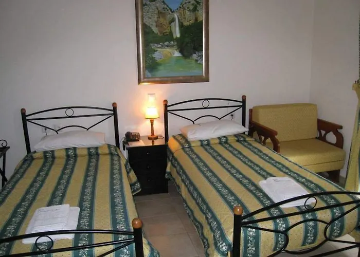 Castle View Parálion Ástros