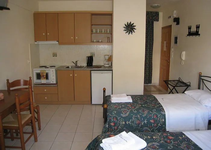 Castle View * Parálion Ástros