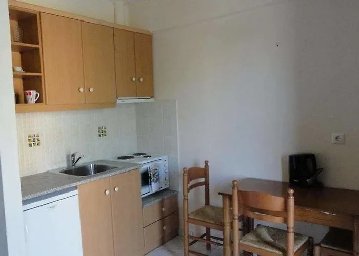 Castle View Parálion Ástros